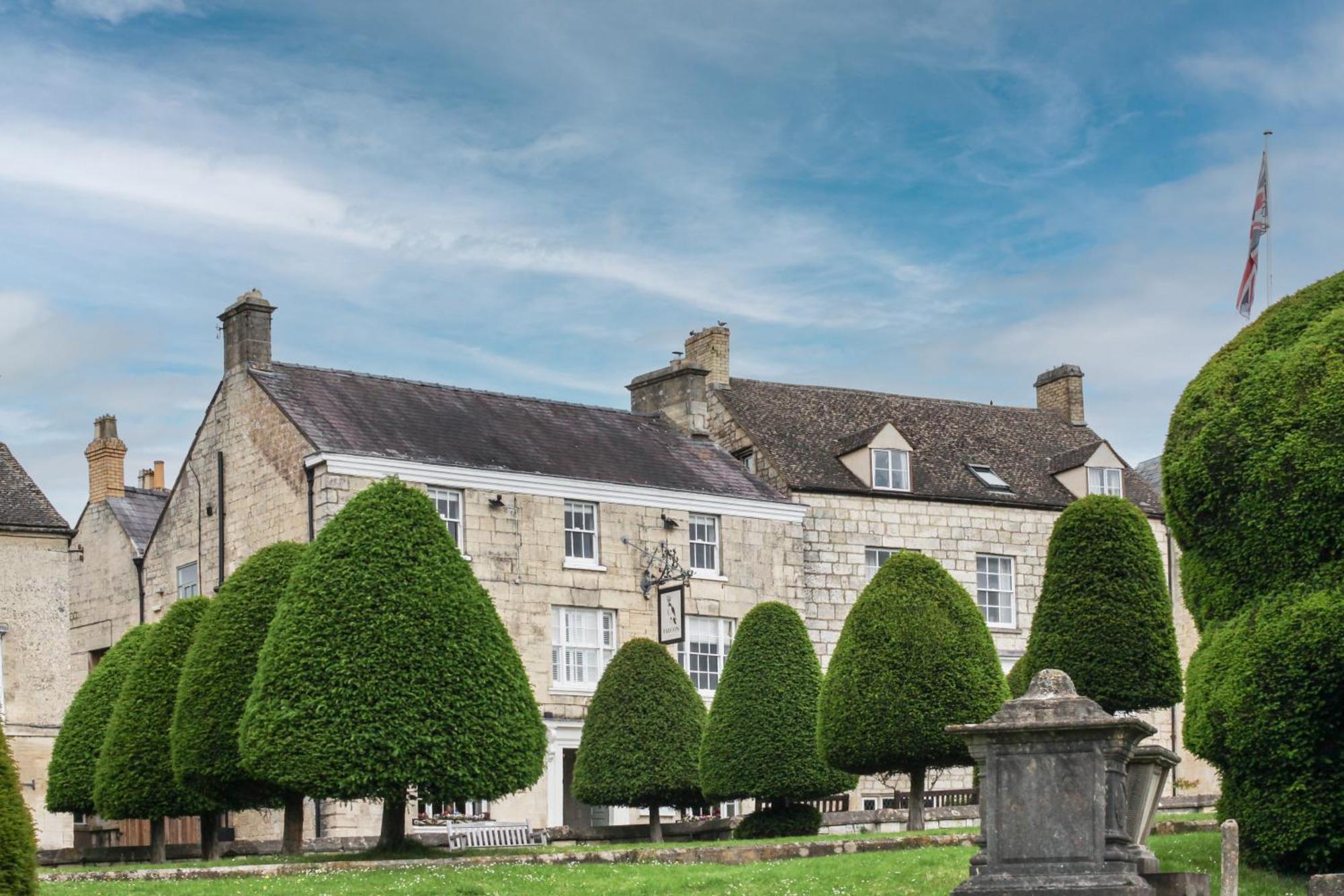 Bright & Beautiful Open Plan Coach House Painswick Exterior foto