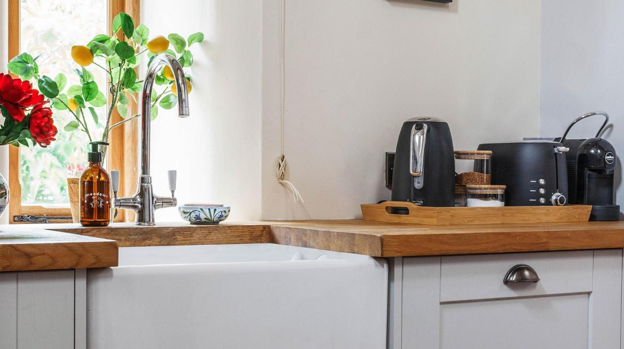 Bright & Beautiful Open Plan Coach House Painswick Exterior foto